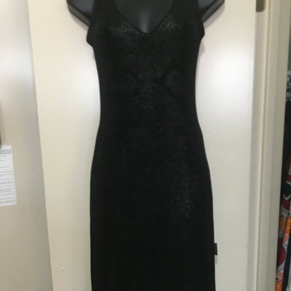 Axara backless midi shimmer dress - Picture 4 of 15